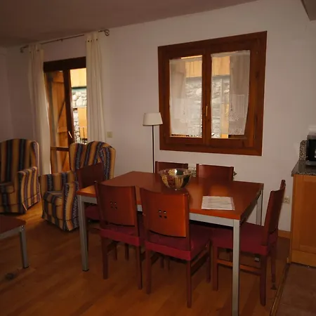 Casa Chispa Treinta Y Siete Apartment Benasque